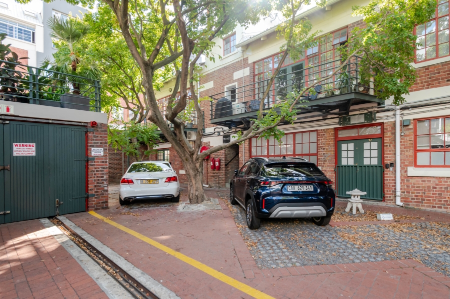 Commercial Property for Sale in De Waterkant Western Cape